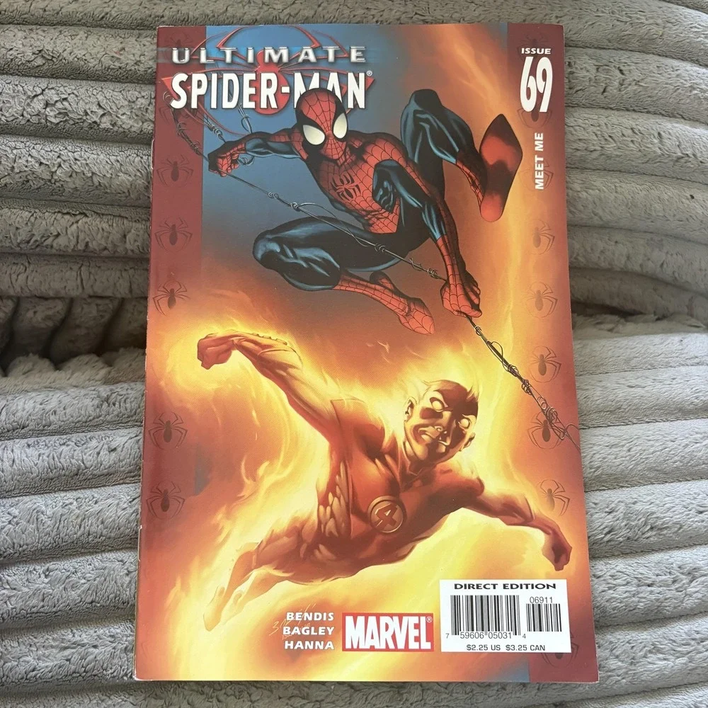 Ultimate Spider-Man Marvel Comics Lot 2 Issues #69 #88 Bendis Bagley Modern Age